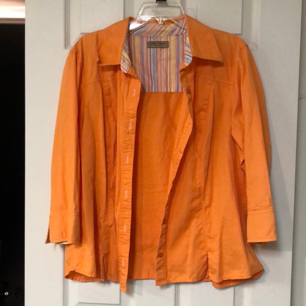 XL orange peach🍑 3/4 sleeve button stretch blouse